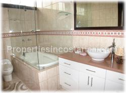 Cariari home, Cariari golf community, Costa Rica golf, access, security, 2 story, upscale, gated community, airport, shopping, schools, 2 story, 4 bedroom, 4 bathroom, 18 hole course, tennis, air conditioning,11