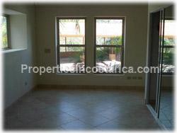 edge pool, swim up bar, large patio, 1395.