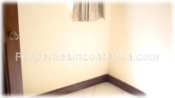 Price, opportunity, elegant, pool, 2 story, gated community, for rent, Escazu for rent, condo for rent. 1553