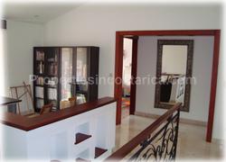 Santa Ana real estate, Santa Ana rentals, for sale, for rent, swimming pool, green areas, jacuzzi, deluxe, gated community, 1504