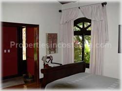 Beach proximity, home in Pavones, Pavones property, Pavones for sale, surfing, waves, gated community, Costa Rica surfing, security, privacy, high ceilings, tropical, 1473
